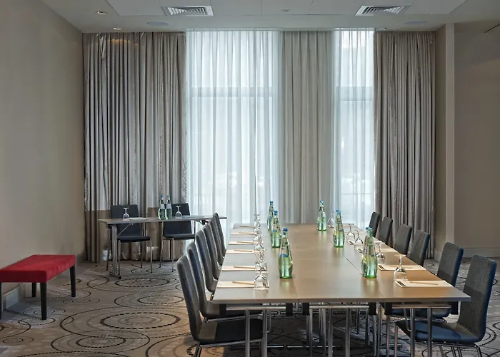 The Posthouse Potsdamer Platz- Leonardo Limited Edition برلين