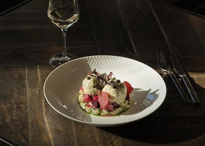 The Posthouse Potsdamer Platz- Leonardo Limited Edition