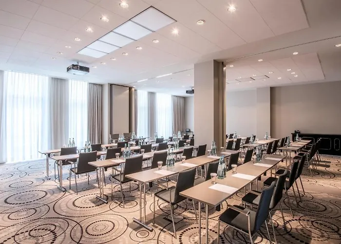 The Posthouse Potsdamer Platz- Leonardo Limited Edition فندق