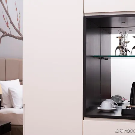 The Posthouse Potsdamer Platz- Leonardo Limited Edition Berlin