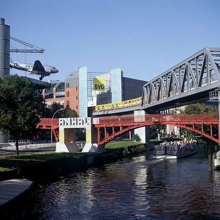 The Posthouse Potsdamer Platz- Leonardo Limited Edition 4* Berlin