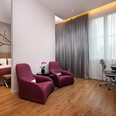 The Posthouse Potsdamer Platz- Leonardo Limited Edition 호텔 4*